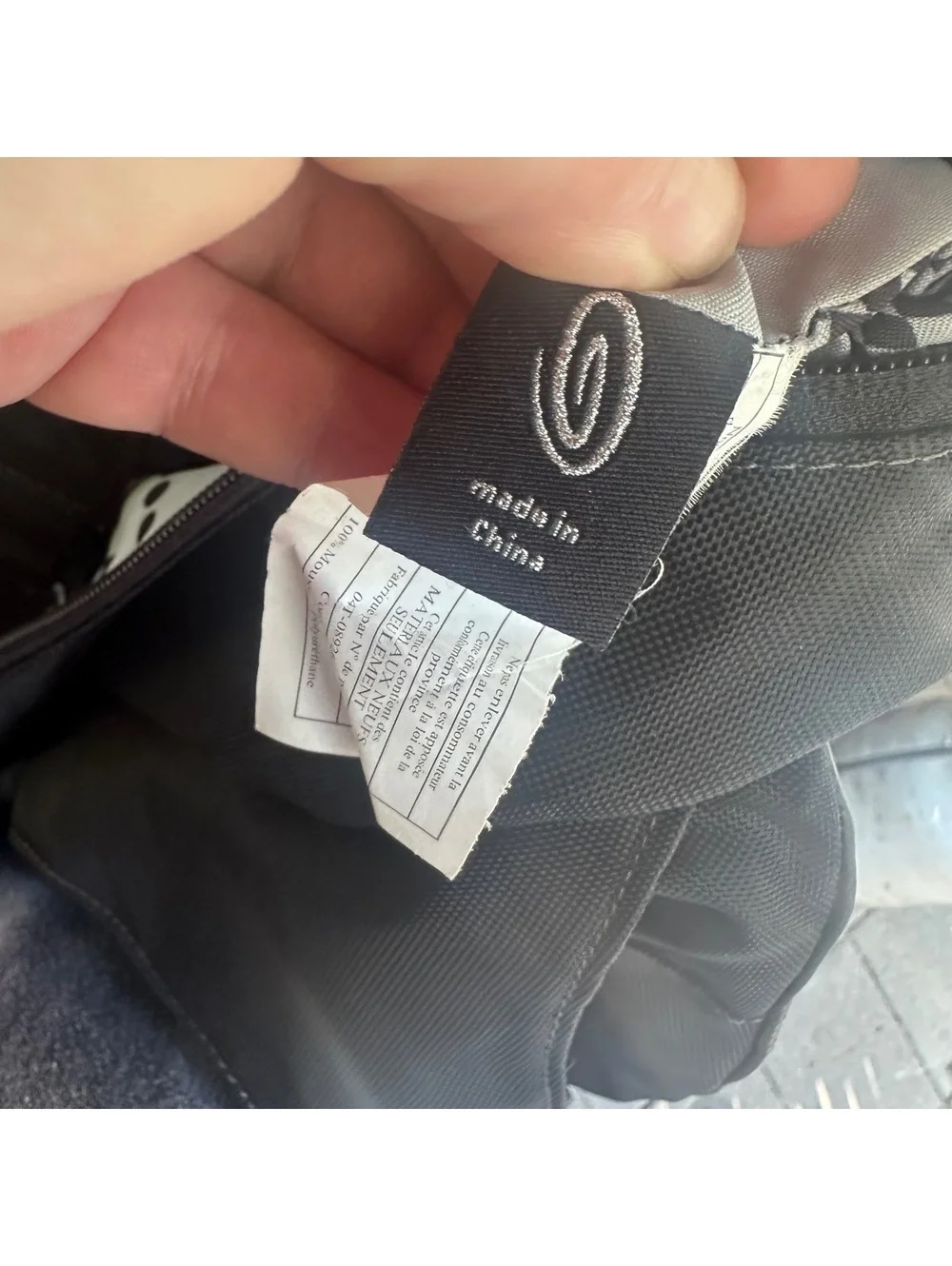 Timbuk2 black Scrunchie tote